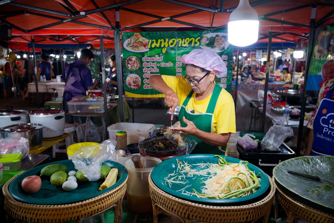 A Food Lover’s Guide to Traveling: Taste Your Way Around the World
